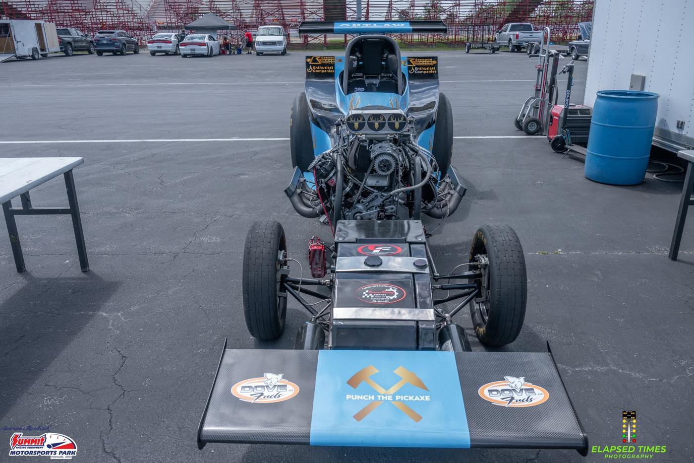 Nose-on in the pits, Oliver & Miller #330